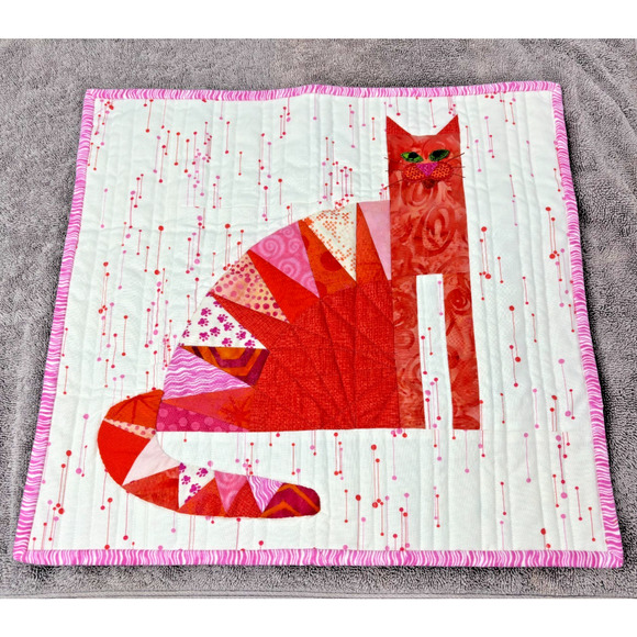 Hand-Sewn Quilt Wall Hanging Block Red Pink CAT Applique - Picture 1 of 7